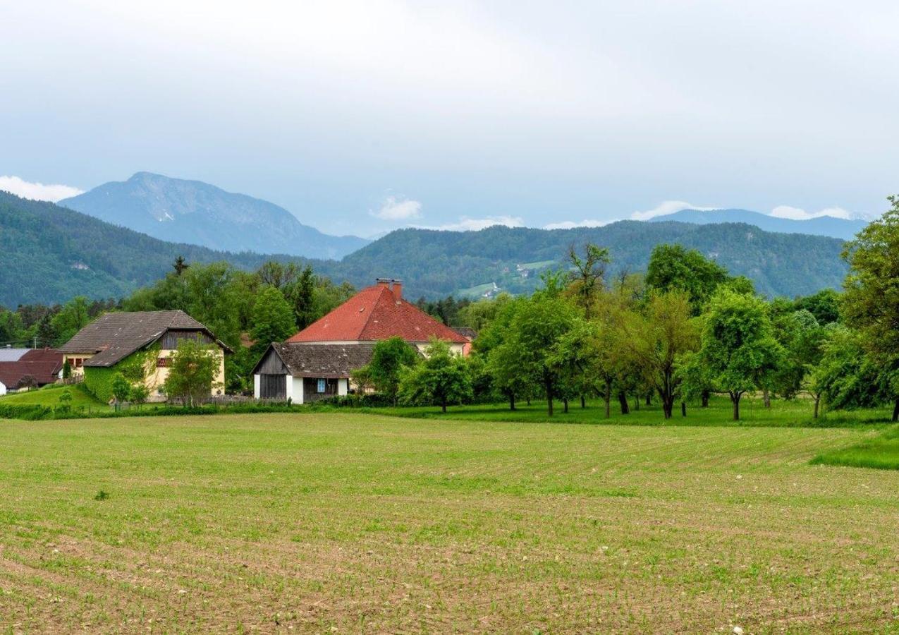 Gutshof Bartl 1 Apartman Klagenfurt am Woerthersee Kültér fotó