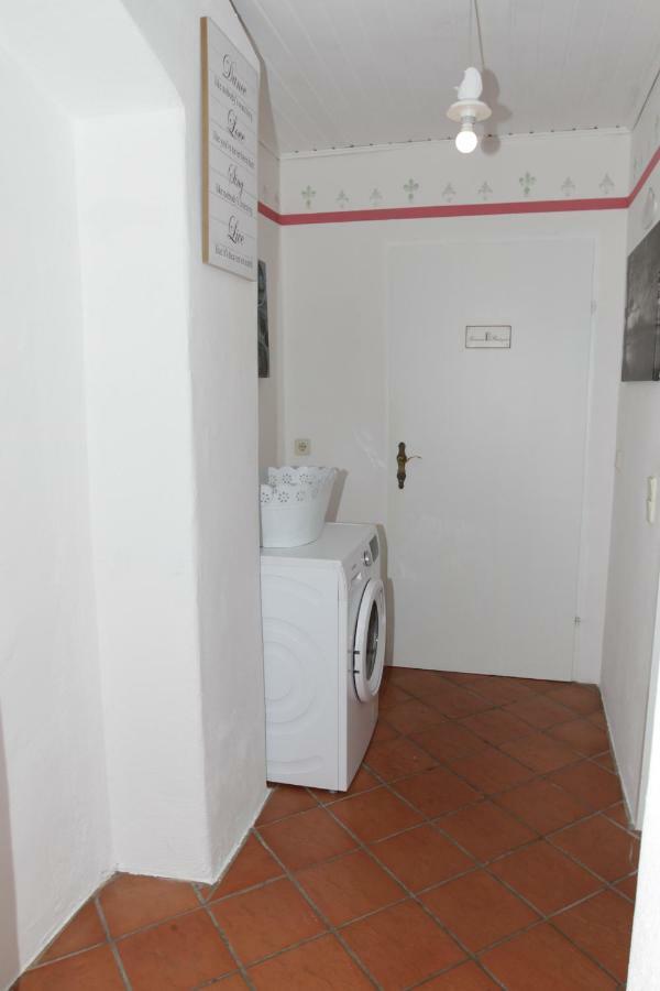 Gutshof Bartl 1 Apartman Klagenfurt am Woerthersee Kültér fotó