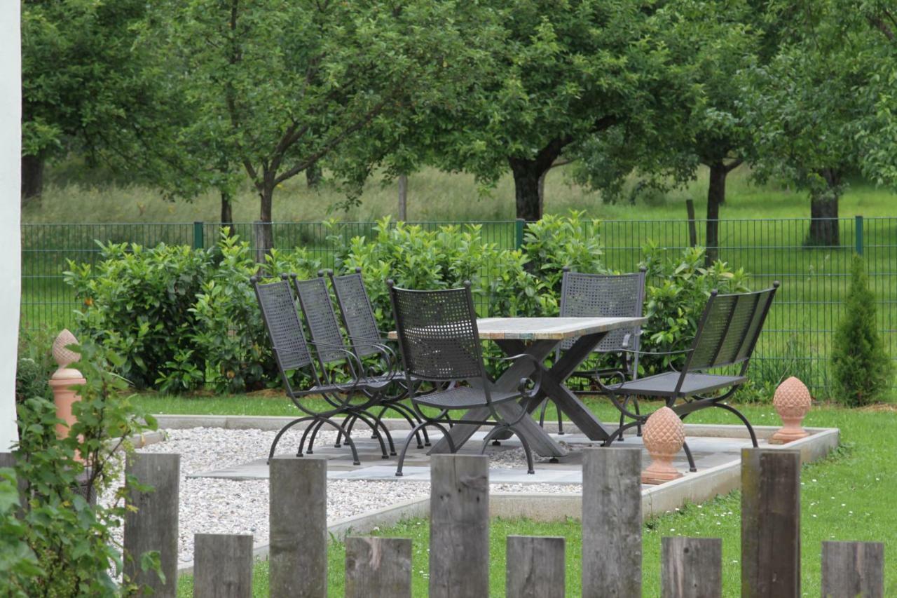 Gutshof Bartl 1 Apartman Klagenfurt am Woerthersee Kültér fotó