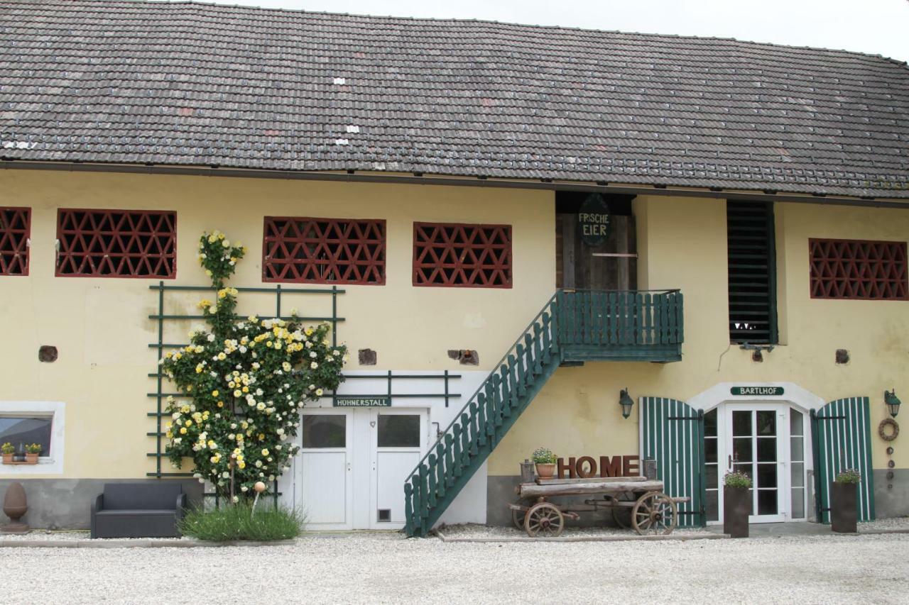 Gutshof Bartl 1 Apartman Klagenfurt am Woerthersee Kültér fotó